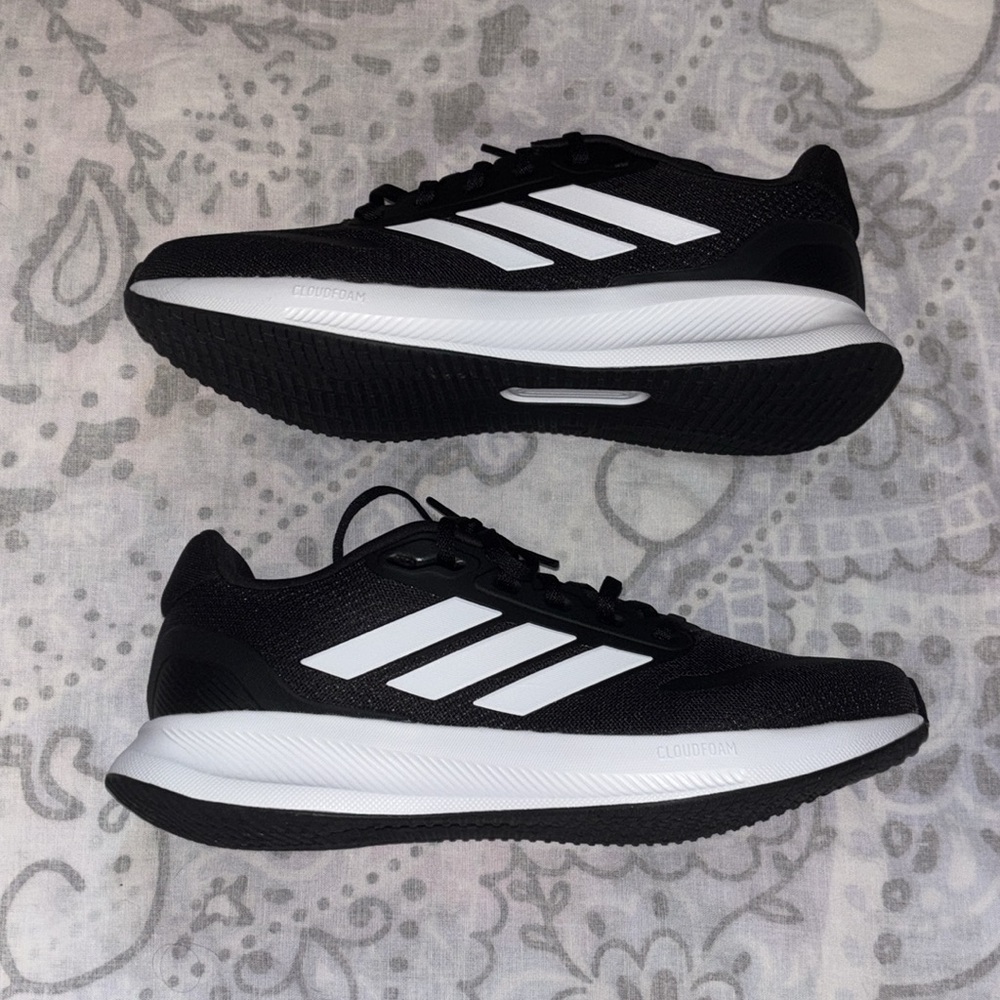 NEW Adidas Runfalcon 5 Black Running Shoes Black White IH7758 Sz 9